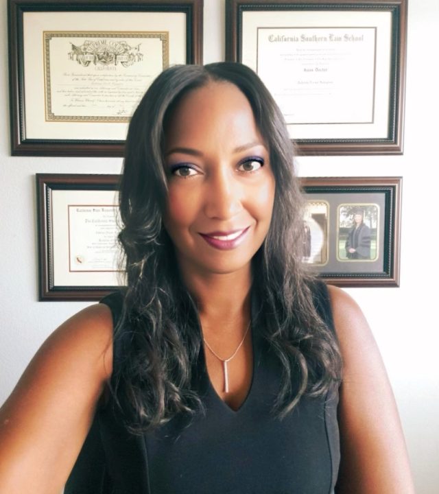 Resized_Facetune_